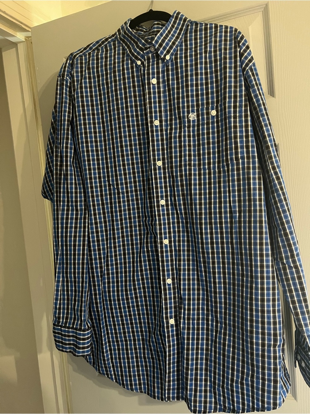 Wrangler Blue and White Plaid Button-Down Shirt